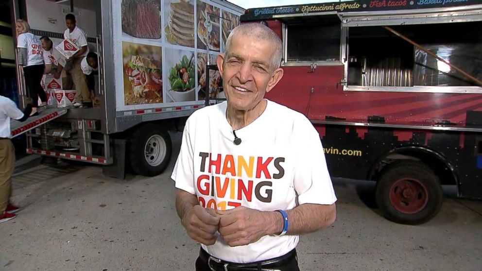 Jim McIngvale, better known as "Mattress Mack," shares details of the free Thanksgiving dinner he is hosting in Houston.