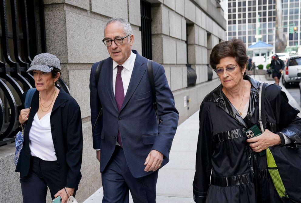 PHOTO: Ghislaine Maxwell's siblings, Isabel Maxwell, Kevin Maxwell and Christine Maxwell arrive at US District Court for the Southern District of New York on June 28, 2022, for the sentencing hearing of Ghislaine Maxwell.