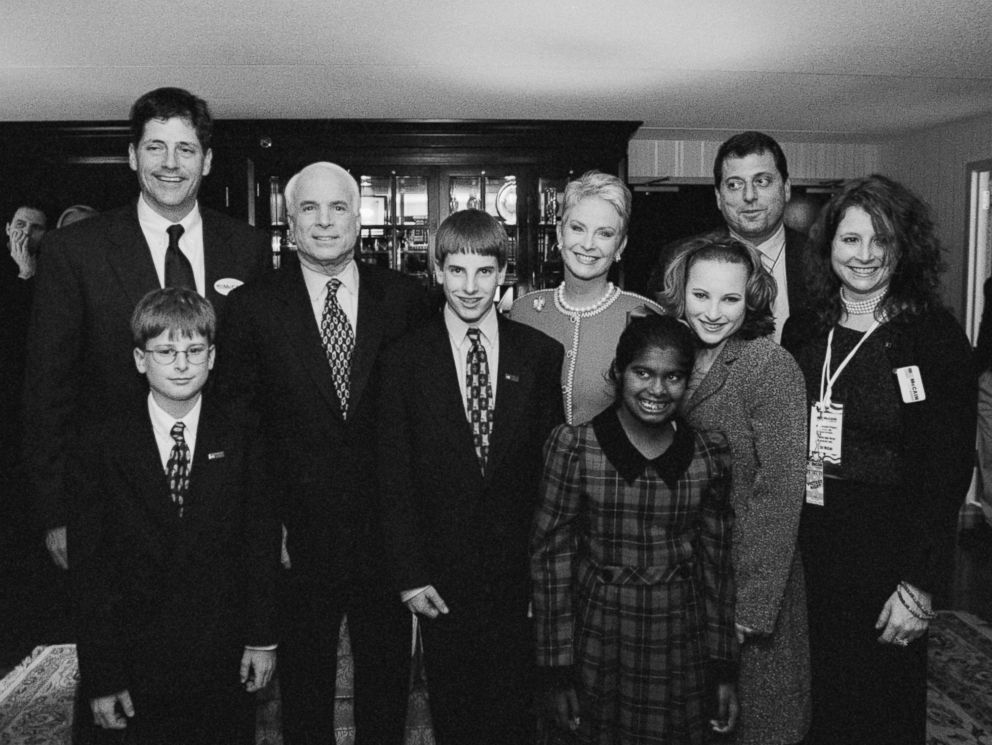 PHOTO: John McCain with his wife, Cindy, and children pose for a photo, Feb. 1, 2000 in New Hampshire. McCains children are from left, Andy, Jimmy, Jack, Bridget, Meghan, Doug, and Sidney.