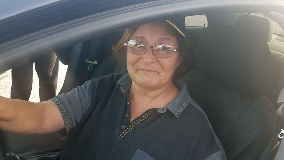 VIDEO: McDonald's customer gives car to drive-through worker