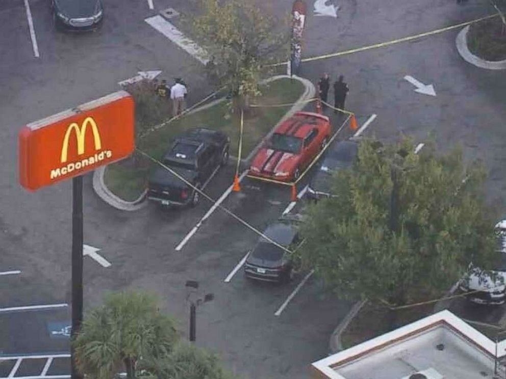 PHOTO: Tampa police are optimistic that a tip that led them to a McDonalds to investigate a person with a gun is connected to the recent string of murders in the citys Seminole Heights neighborhood.