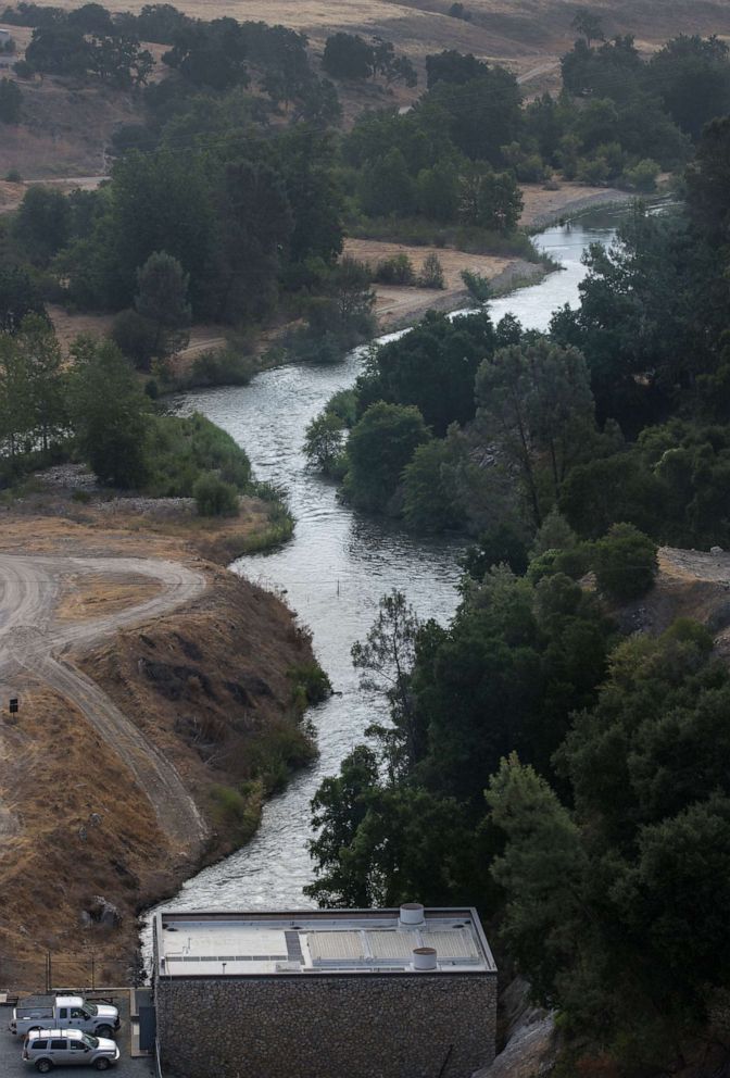 PHOTO: The water levels of Lake Nacimiento drops to less than 24% of capacity in Calif., June 22, 2021.