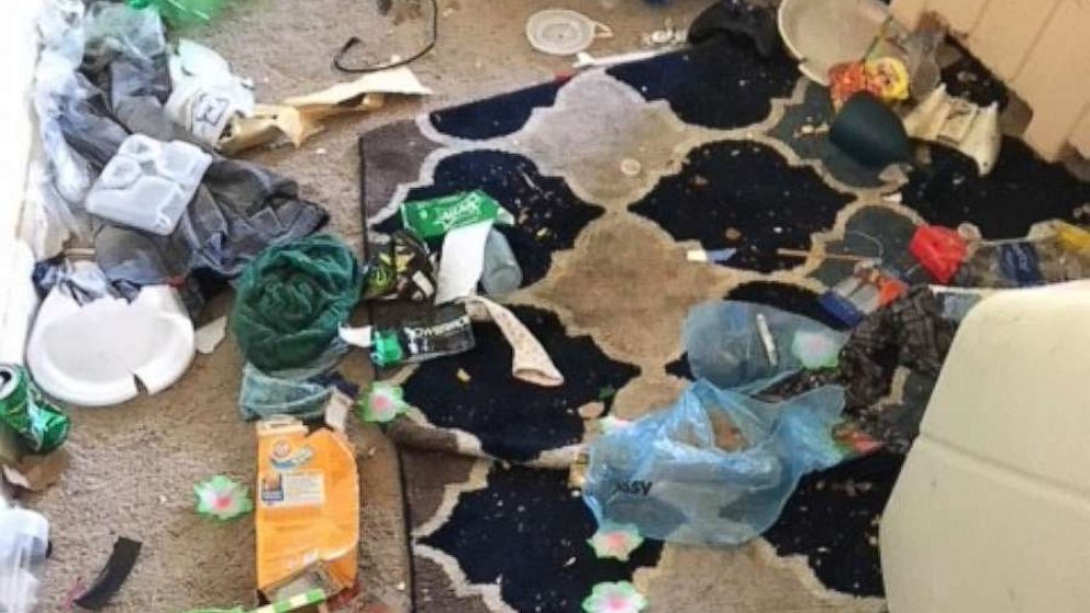 PHOTO: A couple was arrested in Summerville, S.C., on Wednesday, Oct. 23, 2019, after police discovered their children living in "deplorable" conditions.