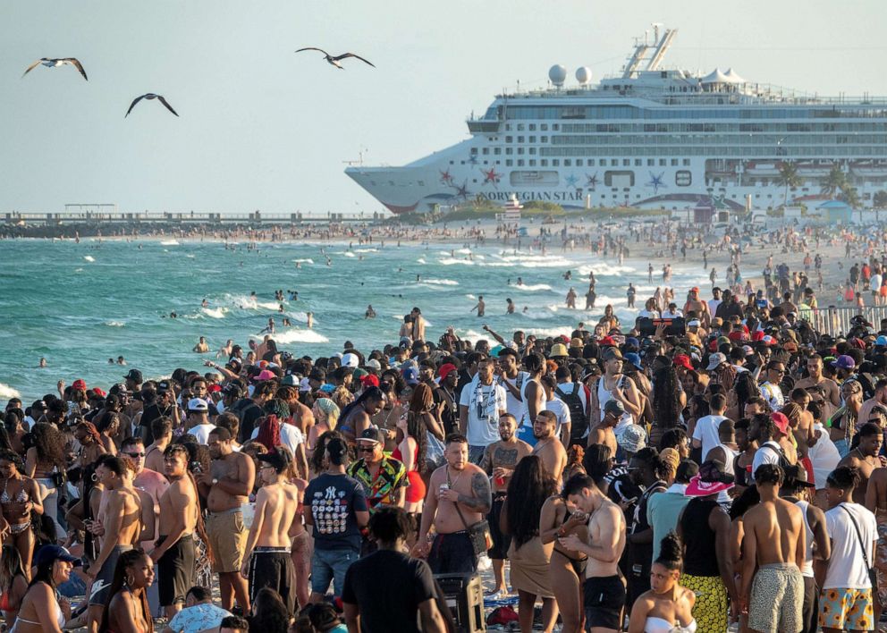 PHOTO: People spend time at the beach during spring break in Miami Beach, Fla., March 11, 2022.