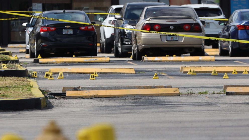 Grieving dad of Florida mass shooting victim interrupts news conference