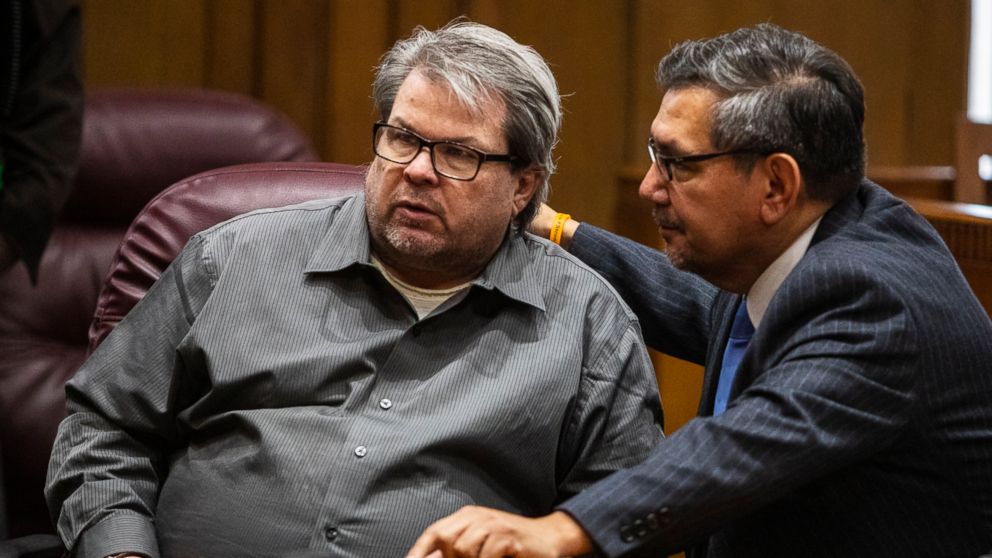 PHOTO: Jason Dalton talks with his defense attorney Eusebio Solis moments before pleading guilty to six counts of murder and several other charges at the Kalamazoo County Courthouse on Monday, Jan. 7, 2019 in Kalamazoo, Mich.