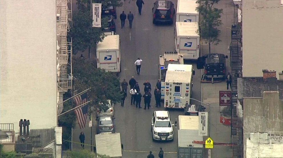PHOTO: The NYPD is investigating a suspicious package at a post office in Midtown Manhattan in New York, Oct. 26, 2018.