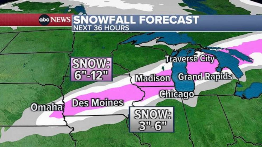 PHOTO: Snow is expected across the Midwest.