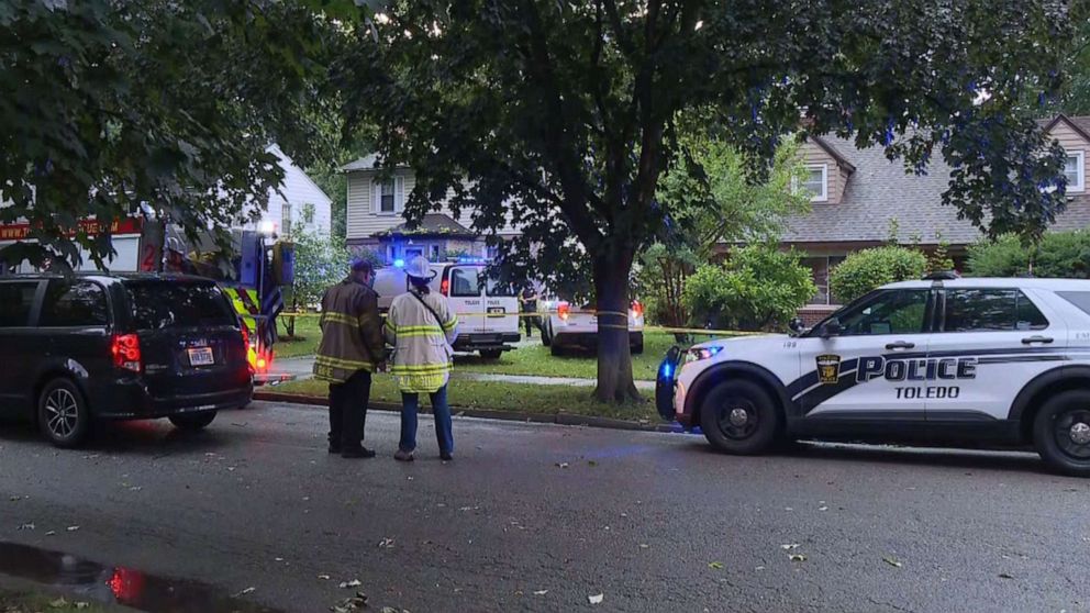 Deadly storms strike Midwest, rough weather now takes aim on East Coast