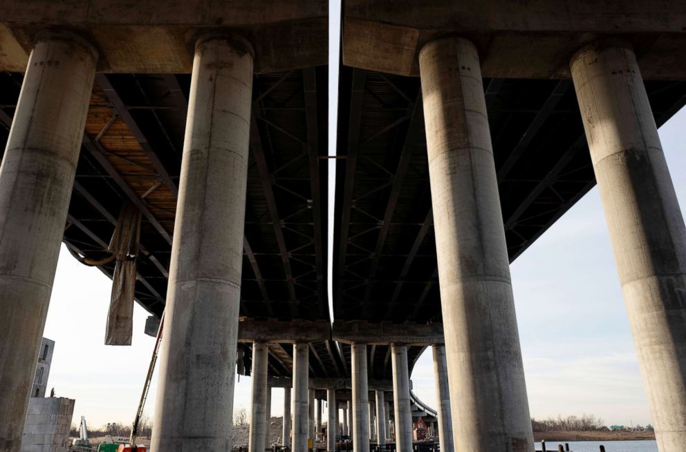 PHOTO: A gap separates the twin spans of the Mill Basin Bridge, Jan. 7, 2019, in the Brooklyn borough of N.Y.