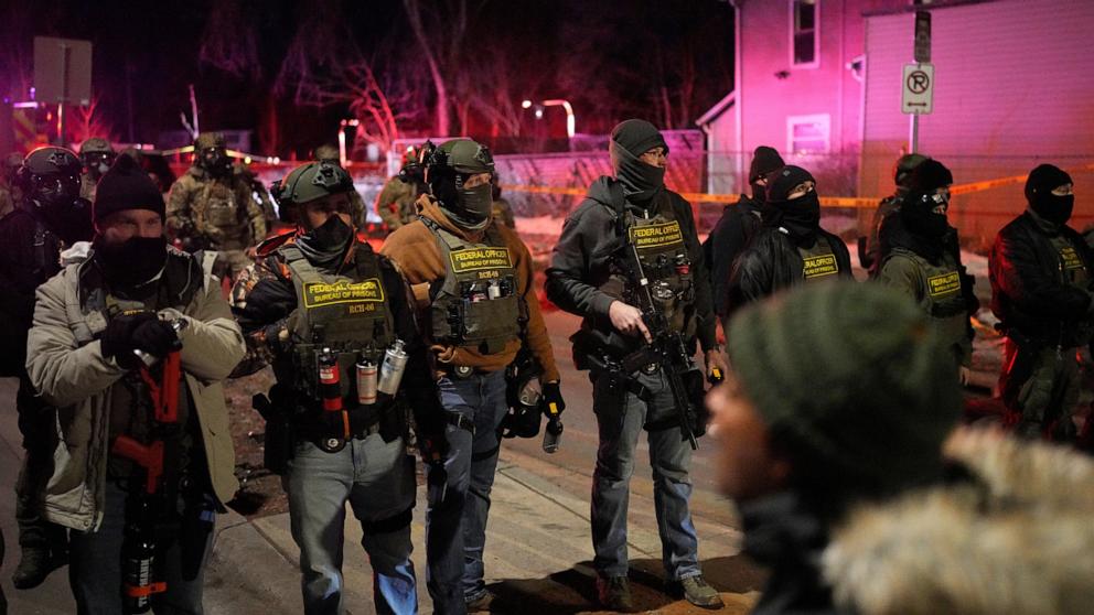 PHOTO: Immigration Enforcement Minnesota