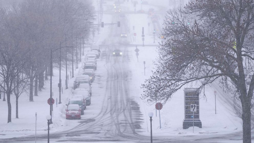 Minneapolis Closes Schools As City Braces For Massive Winter Storm