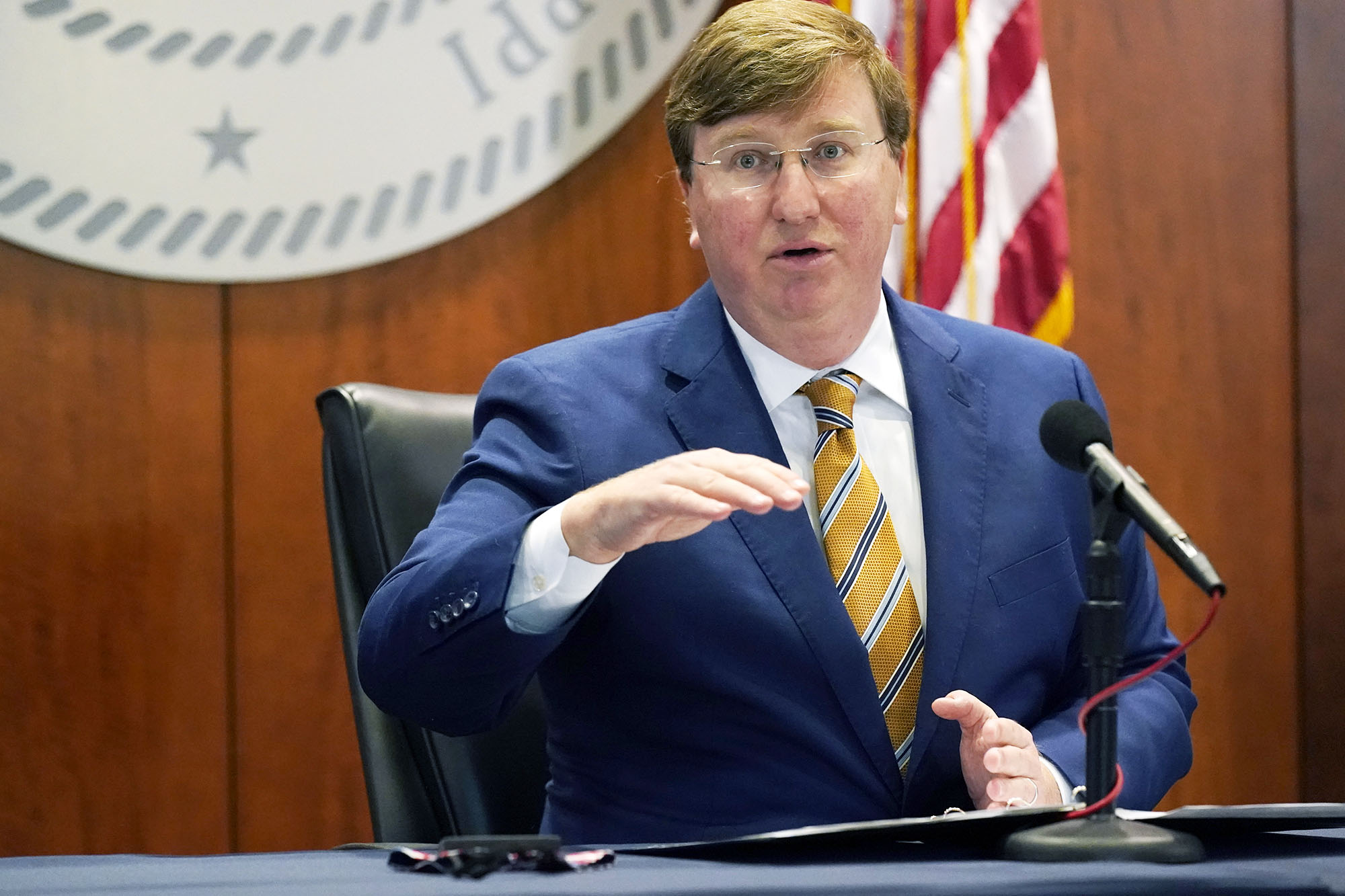 PHOTO: Mississippi Gov. Tate Reeves announces an executive order during his COVID news briefing, Dec. 1, 2020, in Jackson, Miss.