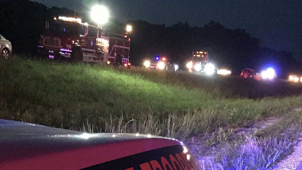 4 children, 1 adult killed in singlevehicle crash in Missouri ABC News