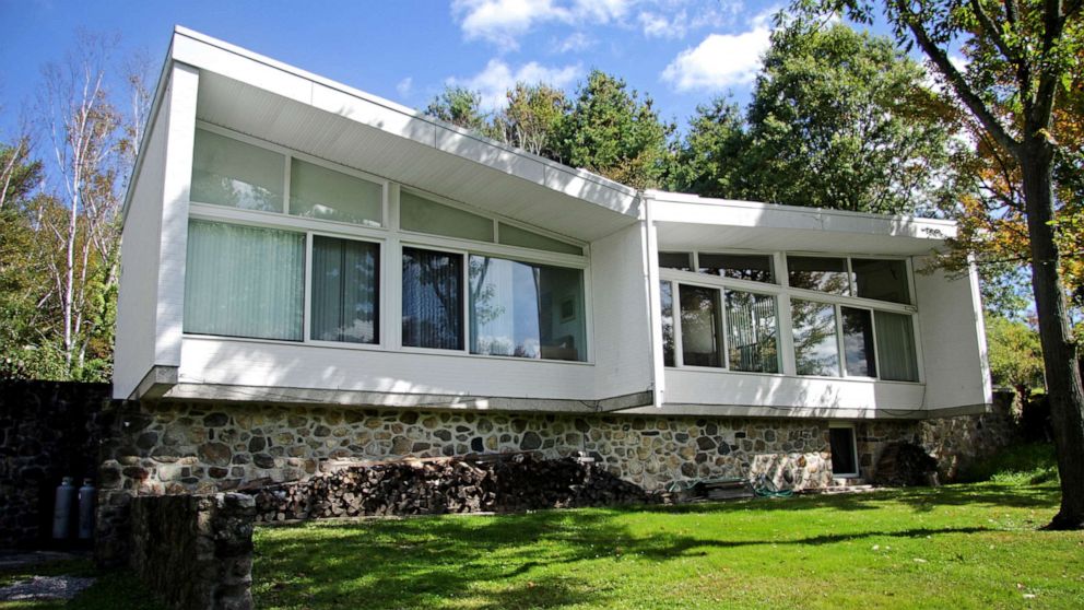 PHOTO: In 1973, Marcel Breuer designed Gagarin House ll, a second house for Andrew and Jamie Gagarin, just down the road from their first residence in Litchfield, Connecticut. 