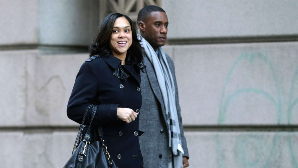 PHOTO: State's Attorney for Baltimore Marilyn Mosby arrives at the Mitchell Courthouse-West for jury selection in Baltimore Police officer Caesar Goodson's trial, Jan. 11, 2016, in Baltimore, Md.