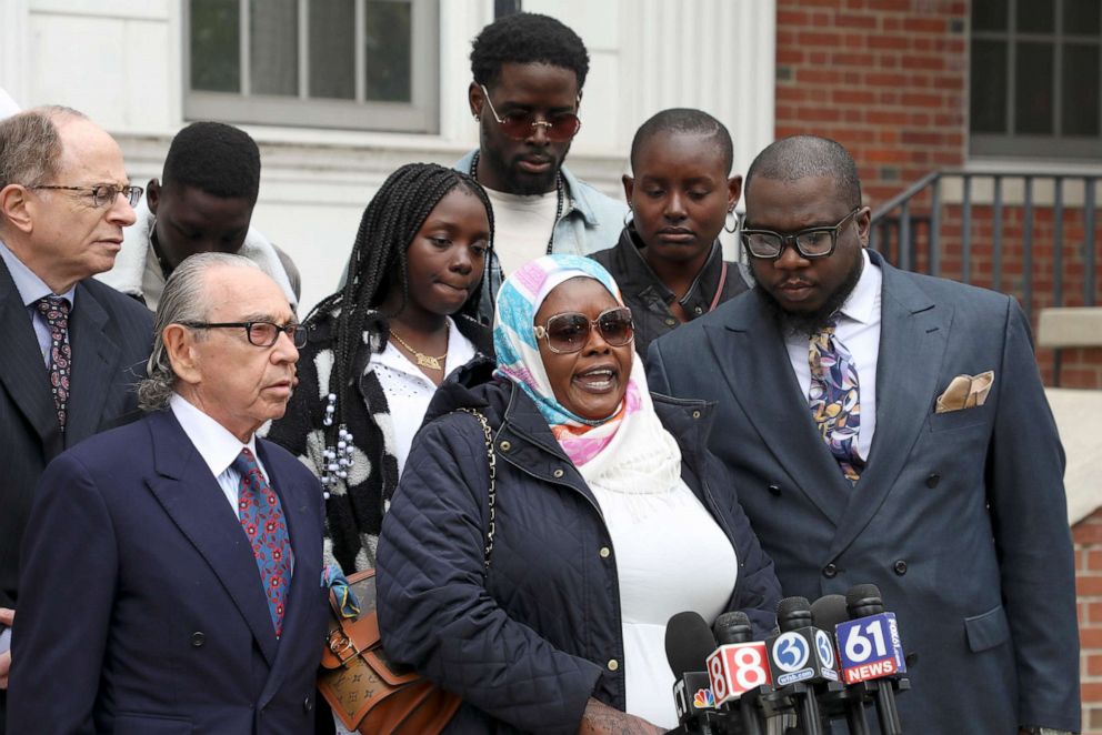 PHOTO: Omo Klusum Mohammed speaks outside Milford Superior Court on May 3, 2022, in Milford, Conn., before the arraignment of Conn. State Trooper Brian North, who shot and killed Omo's son Mubarak Soulemane, after car chase in West Haven, Conn. in 2020.