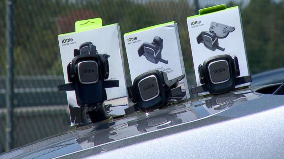 VIDEO: How to pick the best phone mount for your car from Wirecutter