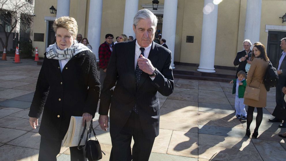 PHOTO: Special counsel Robert Mueller walks with his wife Ann Mueller, March 24, 2019, in Washington, D.C. 