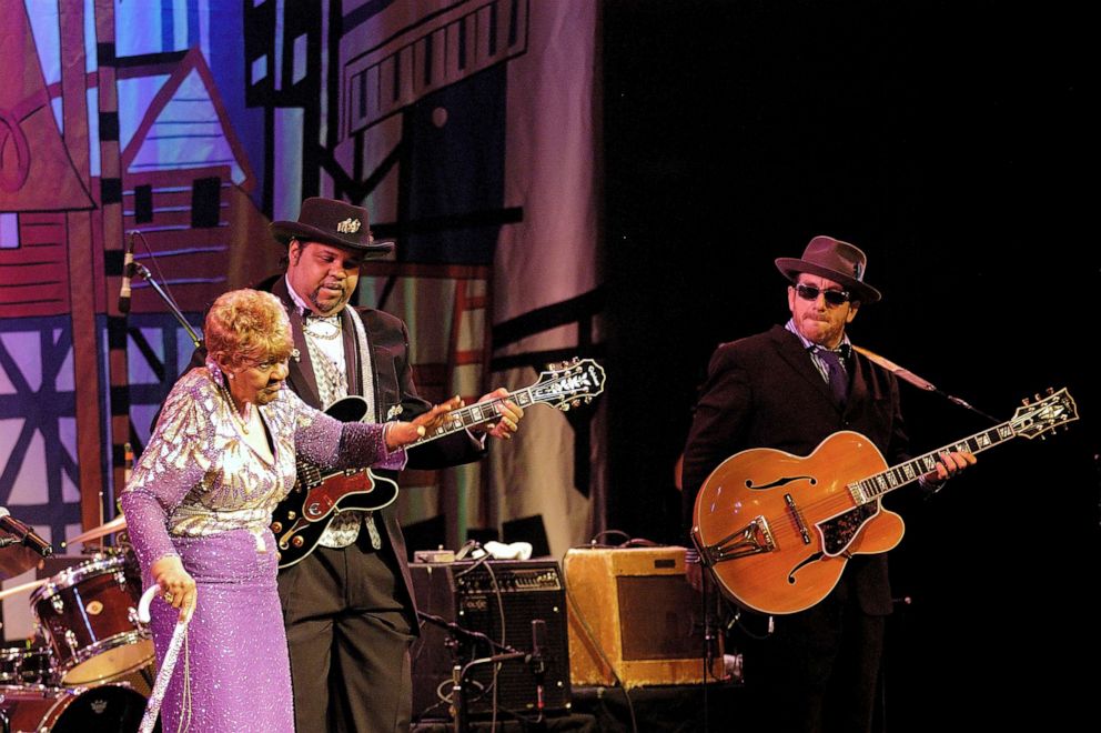 PHOTO: Artists Johnnie Mae Dunson and Elvis Costello perform at the Apollo Theater in New York.