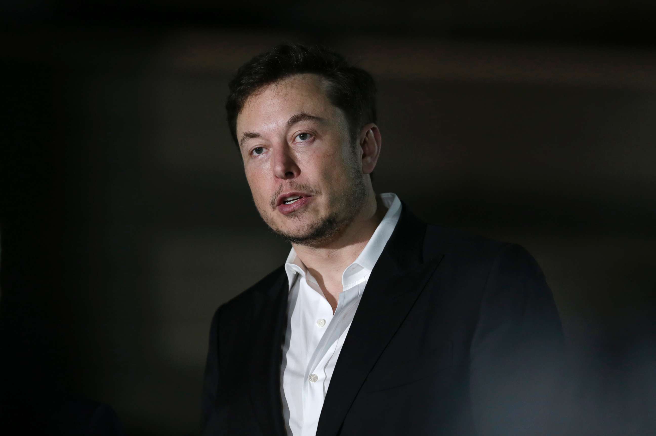 PHOTO: Tesla CEO and founder of the Boring Company Elon Musk speaks at a news conference in Chicago, June 14, 2018. 