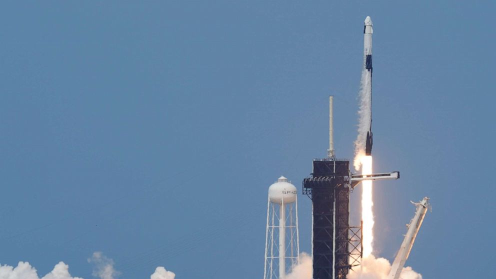 Dragon Soars In Successful Nasa Spacex Launch Abc News