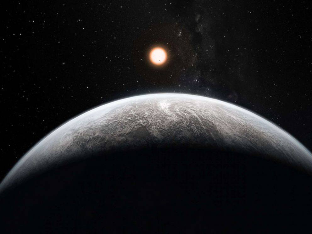 PHOTO: An artists impression shows a super-Earth about 3.6 times as massive as our Earth orbiting a Sun-like in the southern constellation of Vela.