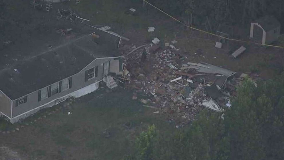 Pilot of plane that crashed into North Carolina home reported 'control ...