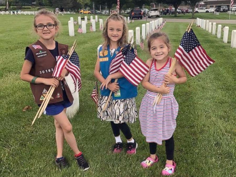 PHOTO: Capt. Gallaghers daughters, Lacey, Mollie and Aimee on Memorial Day in 2017.