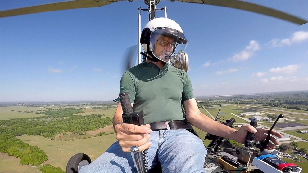 PHOTO: Doug Hughes flies his gyrocopter near the Wauchula Municipal Airport, March 17, 2015 in Wauchula, Fla.