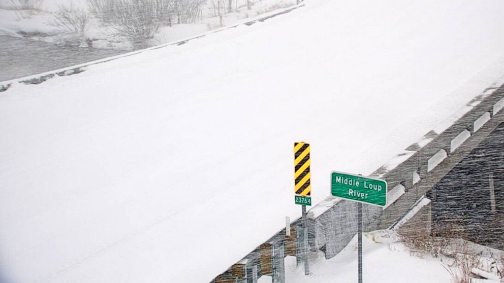 Heavy Snowstorm Slams Denver, Takes Aim On Plains, Midwest, Northeast ...