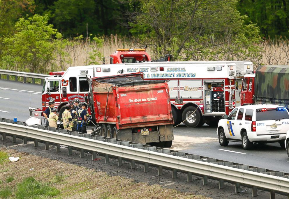 PHOTO: Multiple injuries have been reported after a serious crash between a school bus carrying middle school students and a dump truck on a New Jersey highway, May 17, 2018.