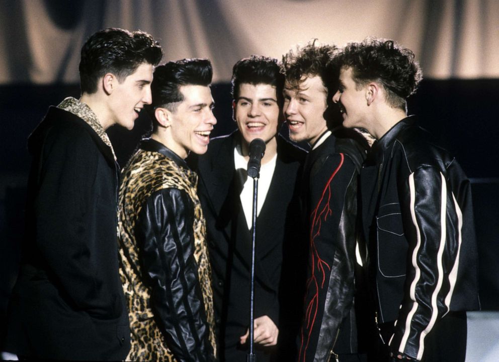 PHOTO: Singers Jonathan Knight, Danny Wood, Jordan Knight, Donnie Wahlberg and Joey McIntyre, of New Kids On The Block perform during a video shoot, circa 1989.