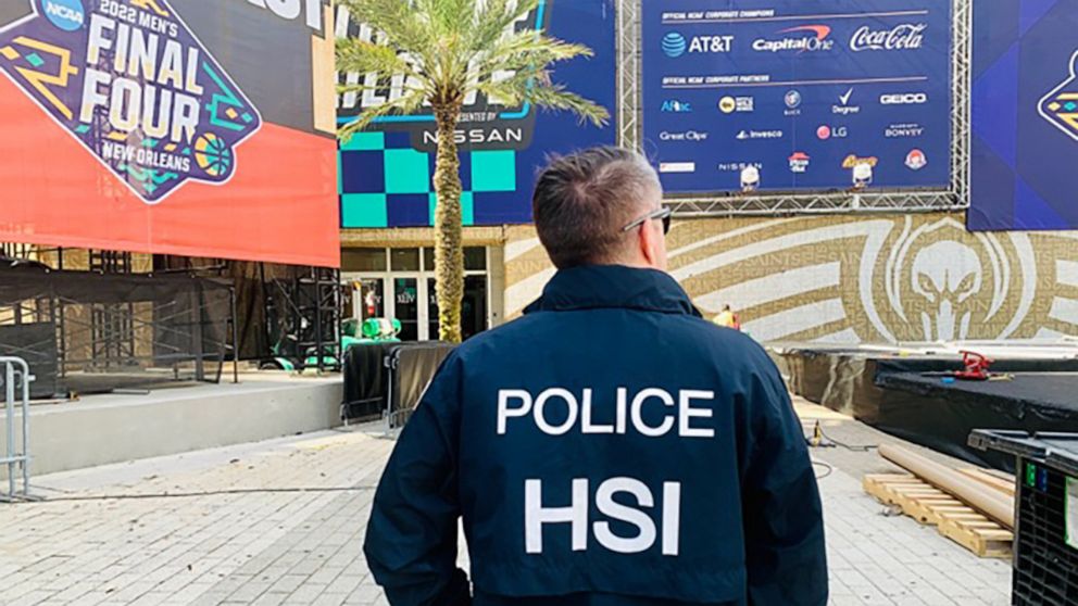 PHOTO: An unnamed Special Agent with Homeland Security Investigations at the NCAA Men's Final Four in New Orleans