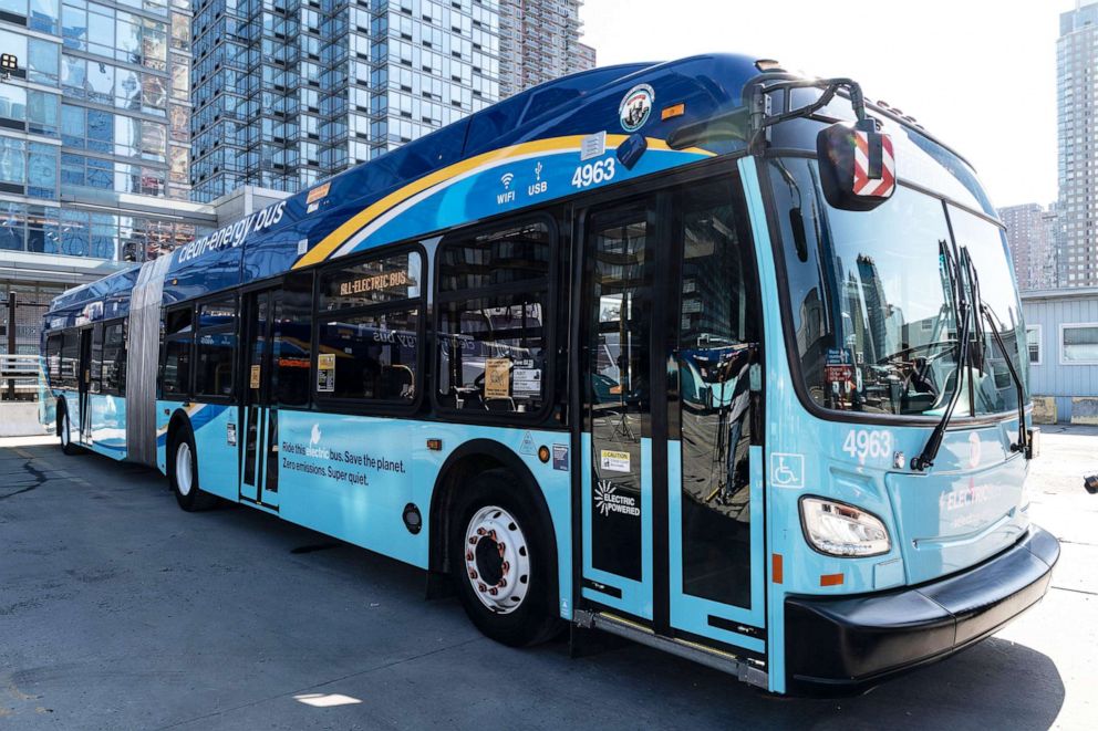 PHOTO: In this April 22, 2022, file photo, Governor Hochul and the MTA makean announcement about the new Electric Bus in New York. 