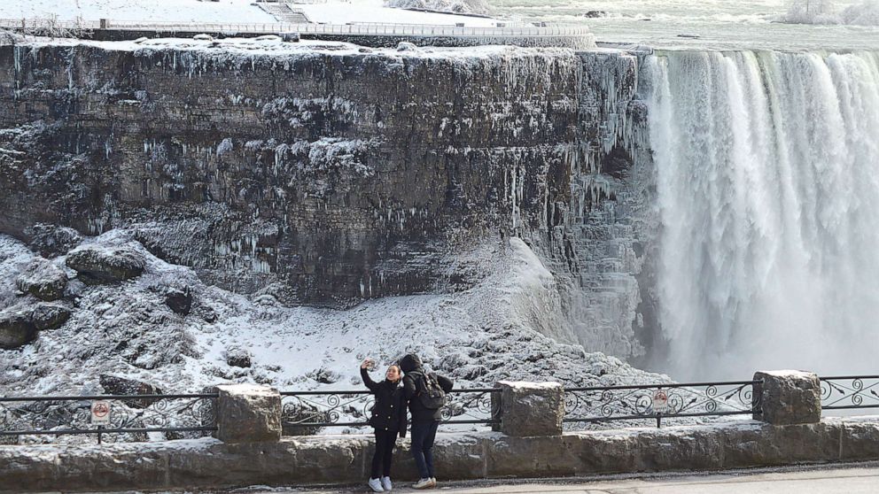 PHOTO: Visitors at Niagara Falls on Feb. 2, 2023.