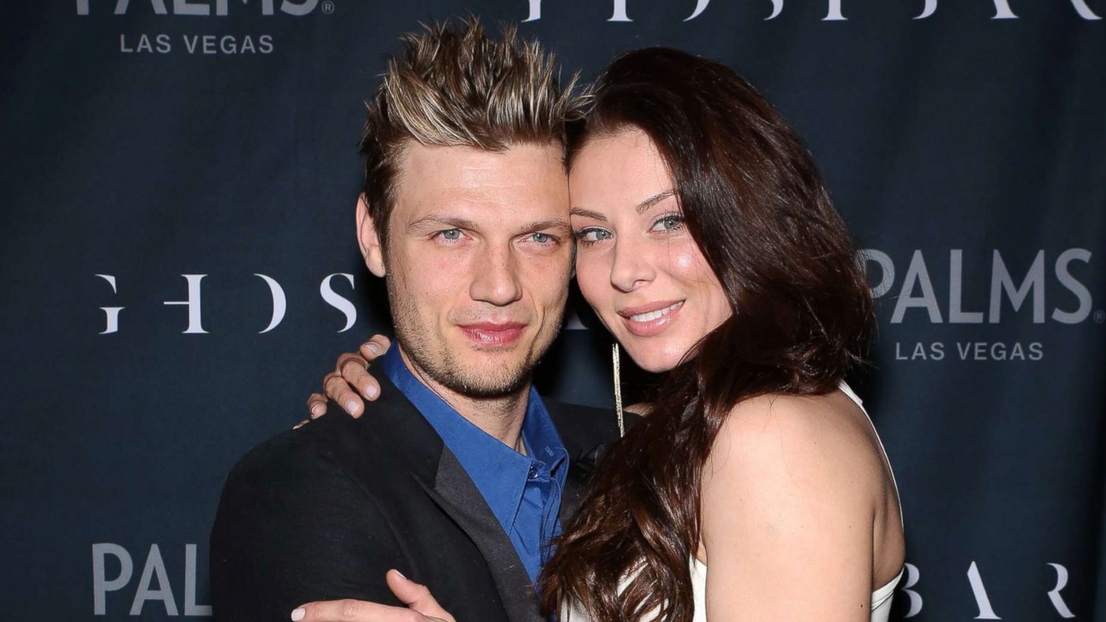 PHOTO: Nick Carter and Lauren Kitt arrive in Las Vegas, Nevada.