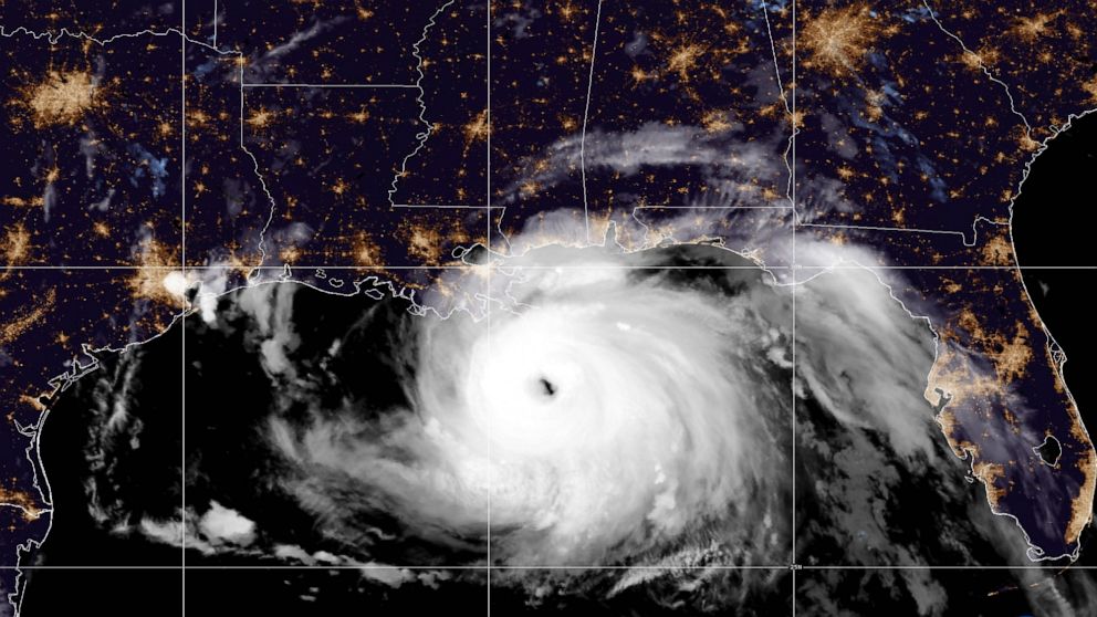 NOAA forecasts above-normal 2022 Atlantic hurricane season