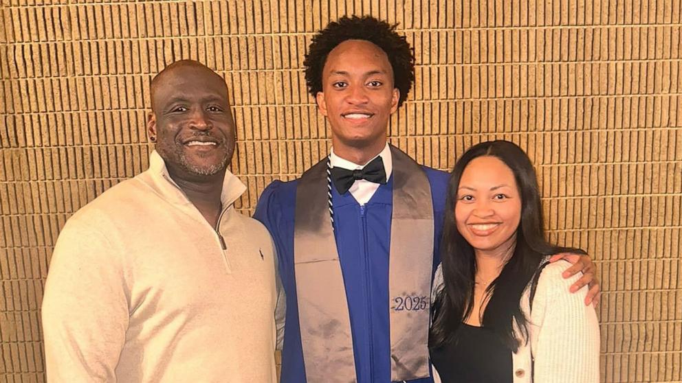 Nolan Wells' family to do independent autopsy, attorney describes  'altercation' on boat - ABC News