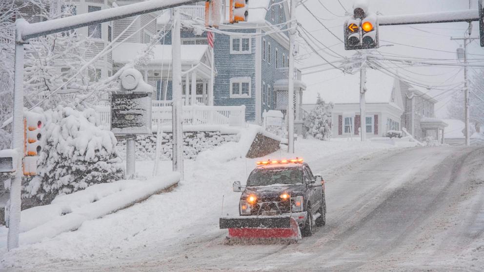 Winter storm expected to move offshore as next crosscountry system