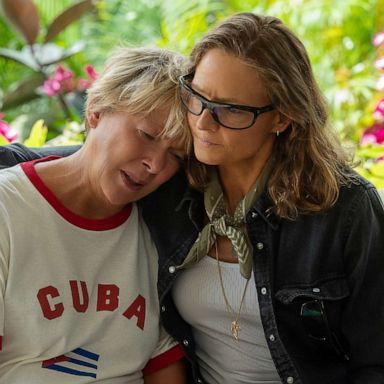 First Look: Annette Bening Swims Toward the Role of a Lifetime in