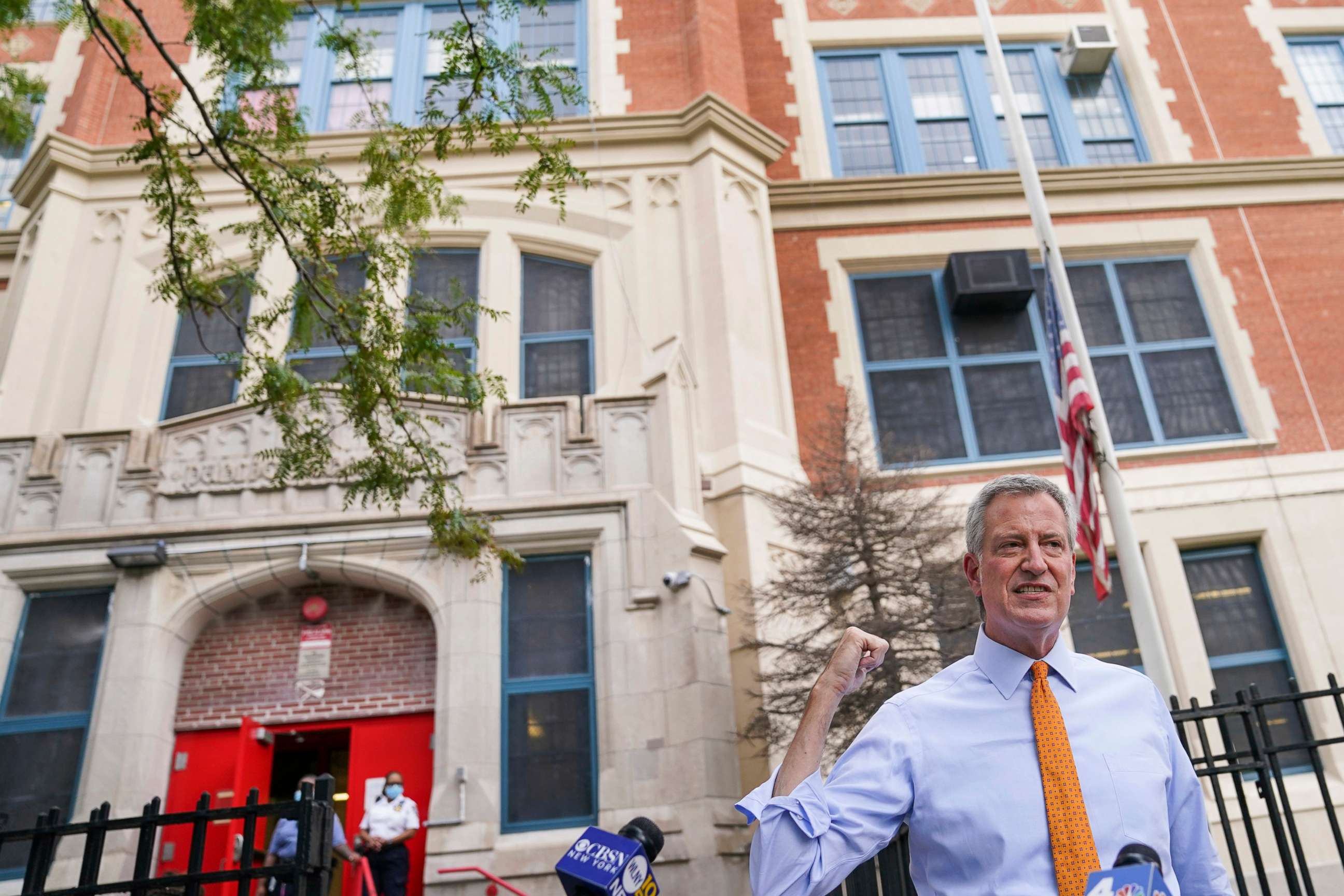 PHOTO: New York Mayor Bill de Blasio speaks to reporters after visiting New Bridges Elementary School, in the Brooklyn borough of New York, Aug. 19, 2020.