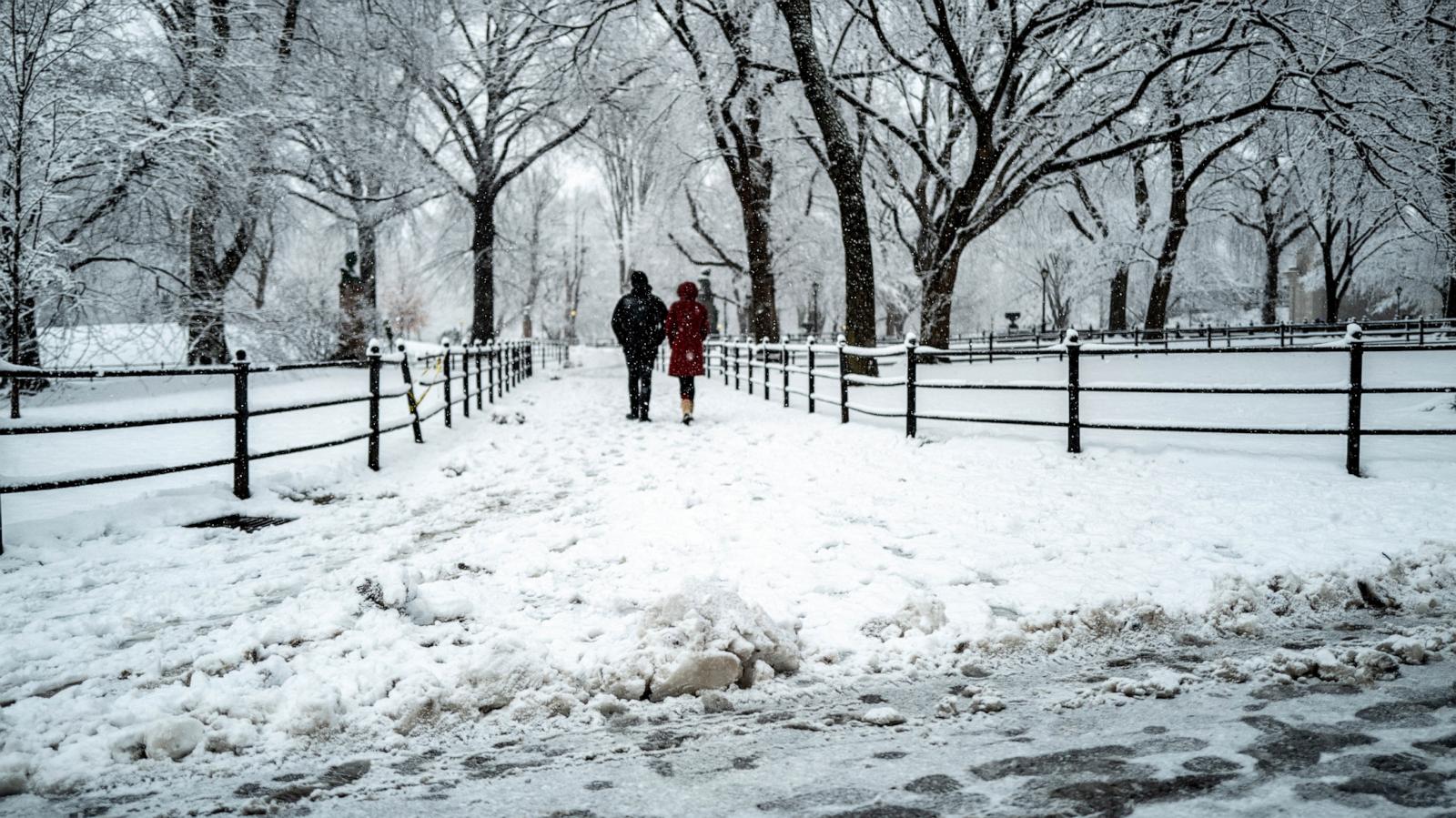 winter-storm-live-updates-new-york-city-sees-highest-daily-snowfall-in