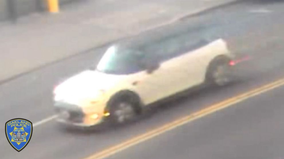 PHOTO: Oakland police released photos of a car wanted in connection with the fatal hit-and-run that killed 100-year-old Tzu-Ta Ko.