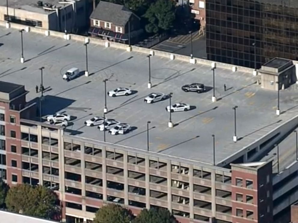 PHOTO: A Montgomery County Police officer has been shot near a parking garage in Silver Spring, Md., Oct. 14, 2019.