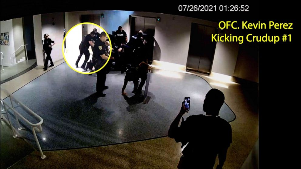 5 Miami Beach police officers face criminal charges in hotel beating of Black men