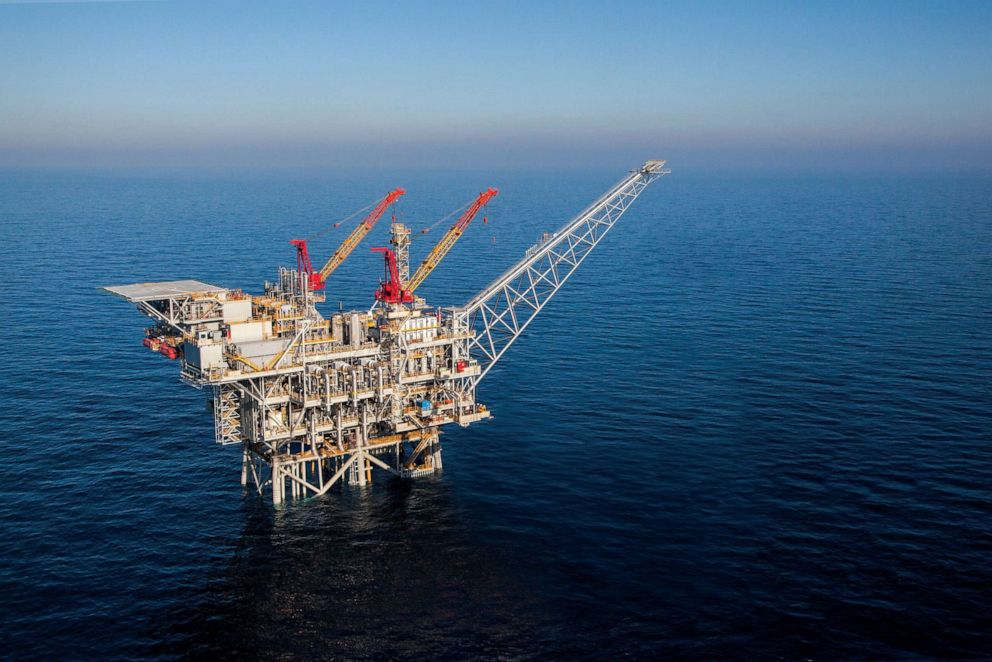 PHOTO: The Tamar drilling natural gas production platform of the shore of Ashkelon, Israel, March 28, 2013.