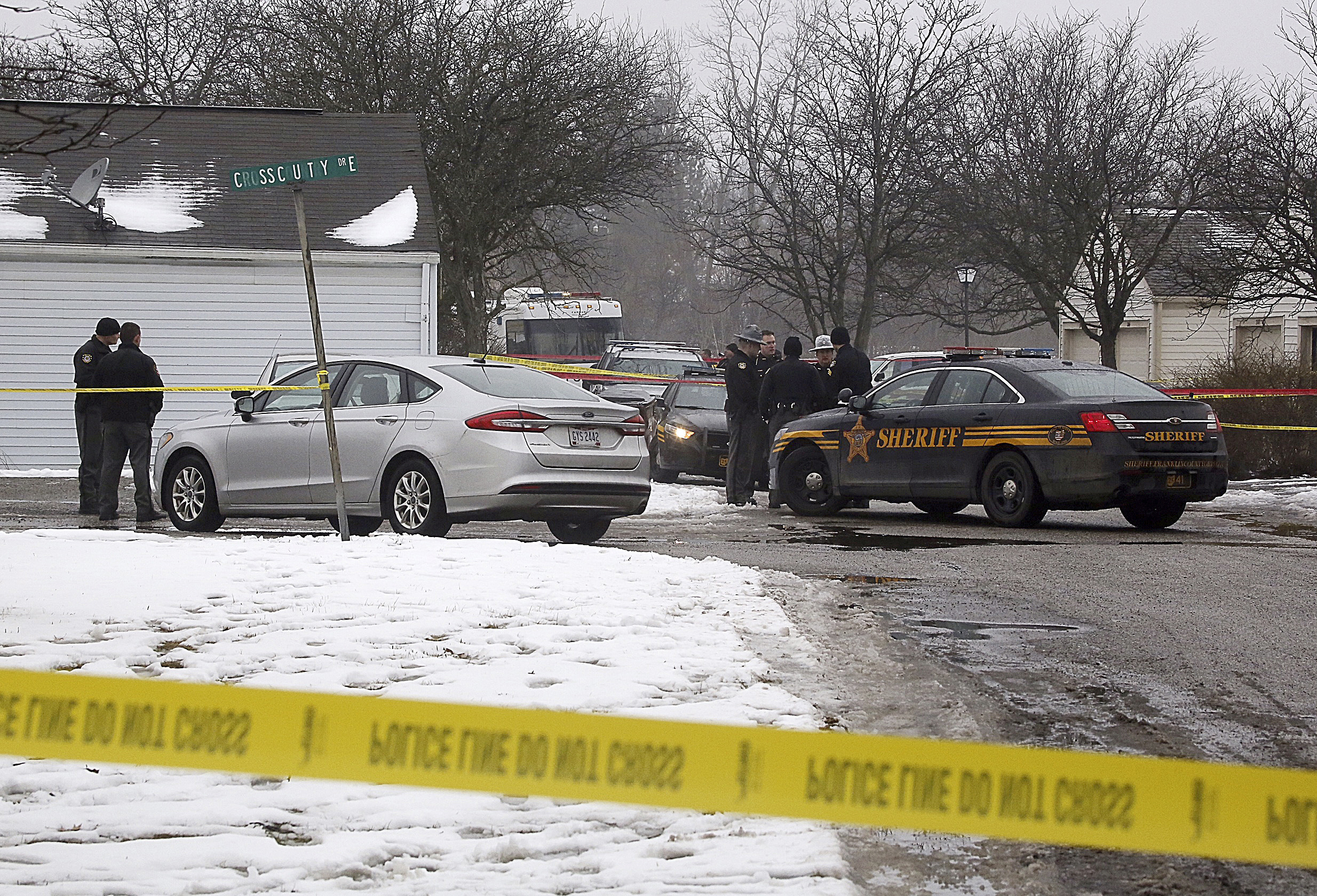 PHOTO: Police investigate the scene of a shooting in Westerville, Ohio,  Feb. 10, 2018.