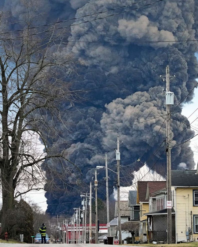 ohio-train-derailment-1-ap-230_hpMain_20