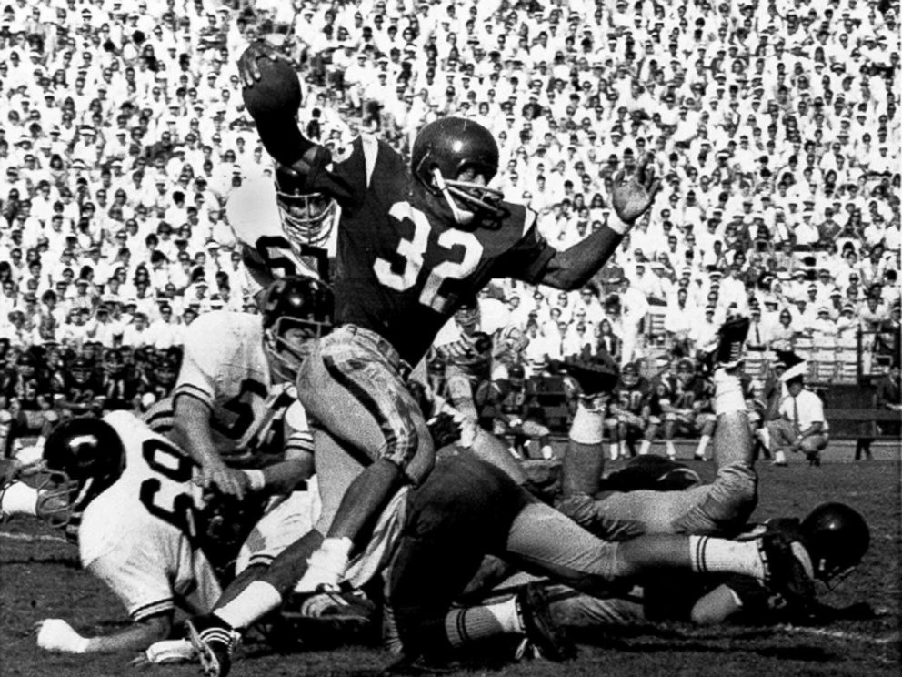 PHOTO: In this Nov. 9, 1968 file photo, Southern Californias O.J. Simpson runs against California during a college football game in Los Angeles.